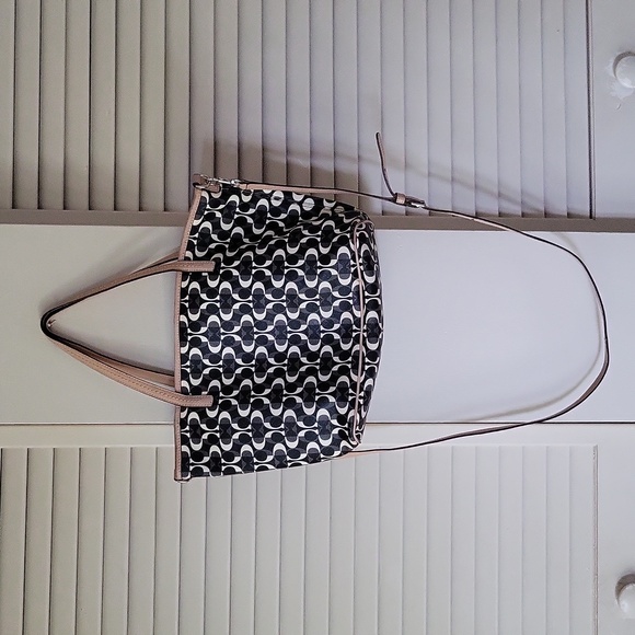 Coach Gray, Black & Cream🪴* - Picture 2 of 7